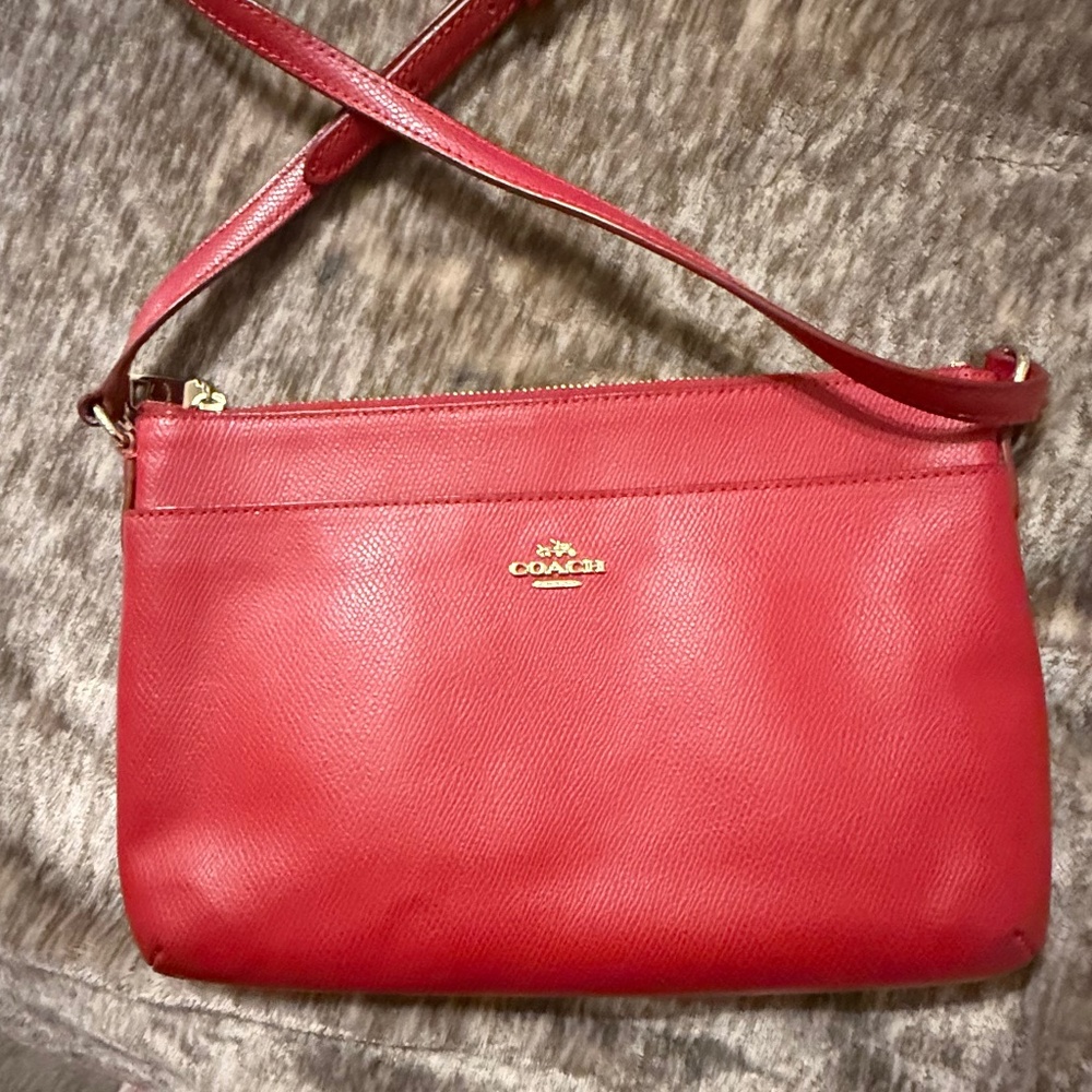 COACH red leather crossbody bag Euc..